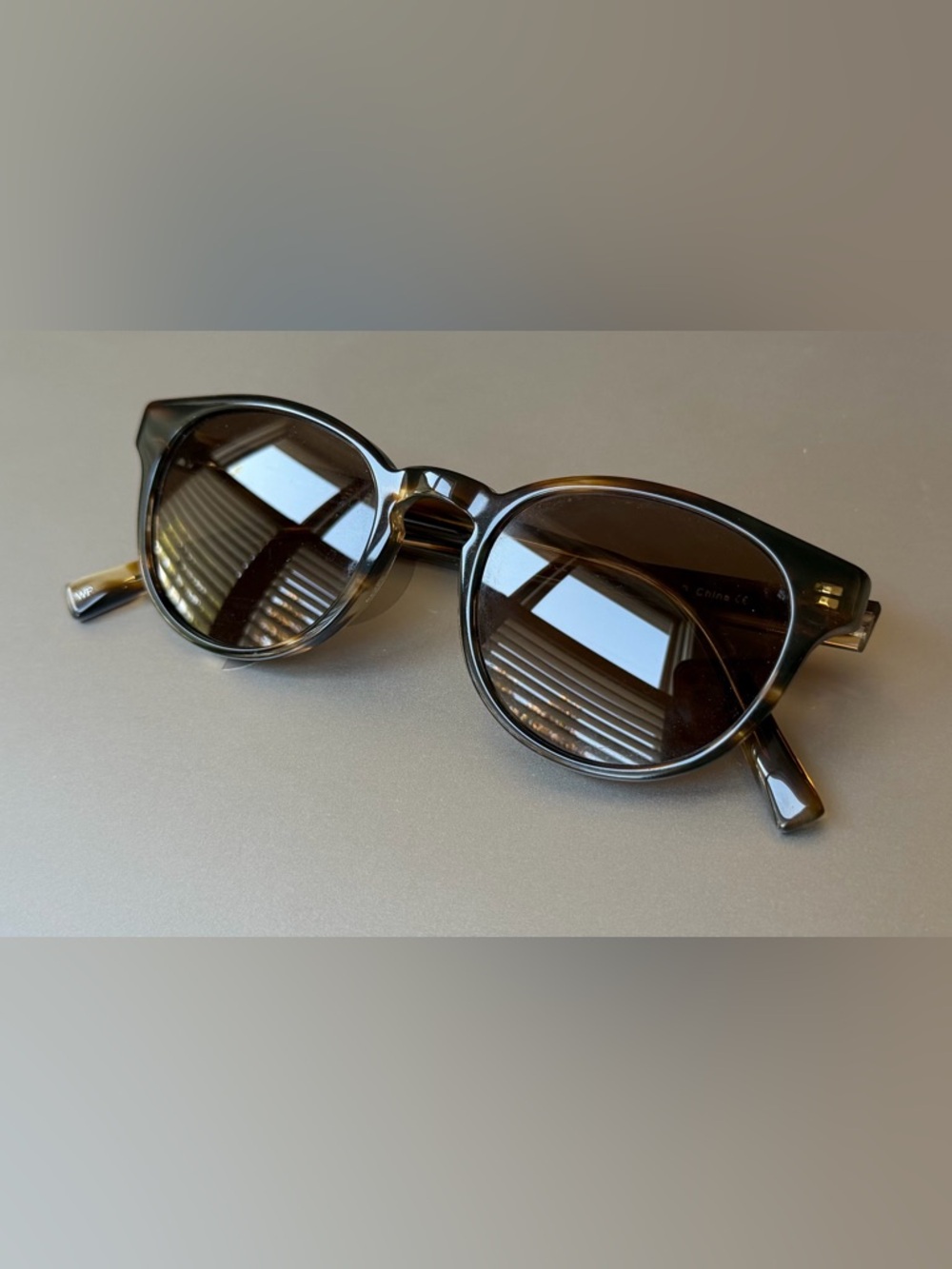 Warby Parker Percey Round Acetate Sunglasses - Brown.